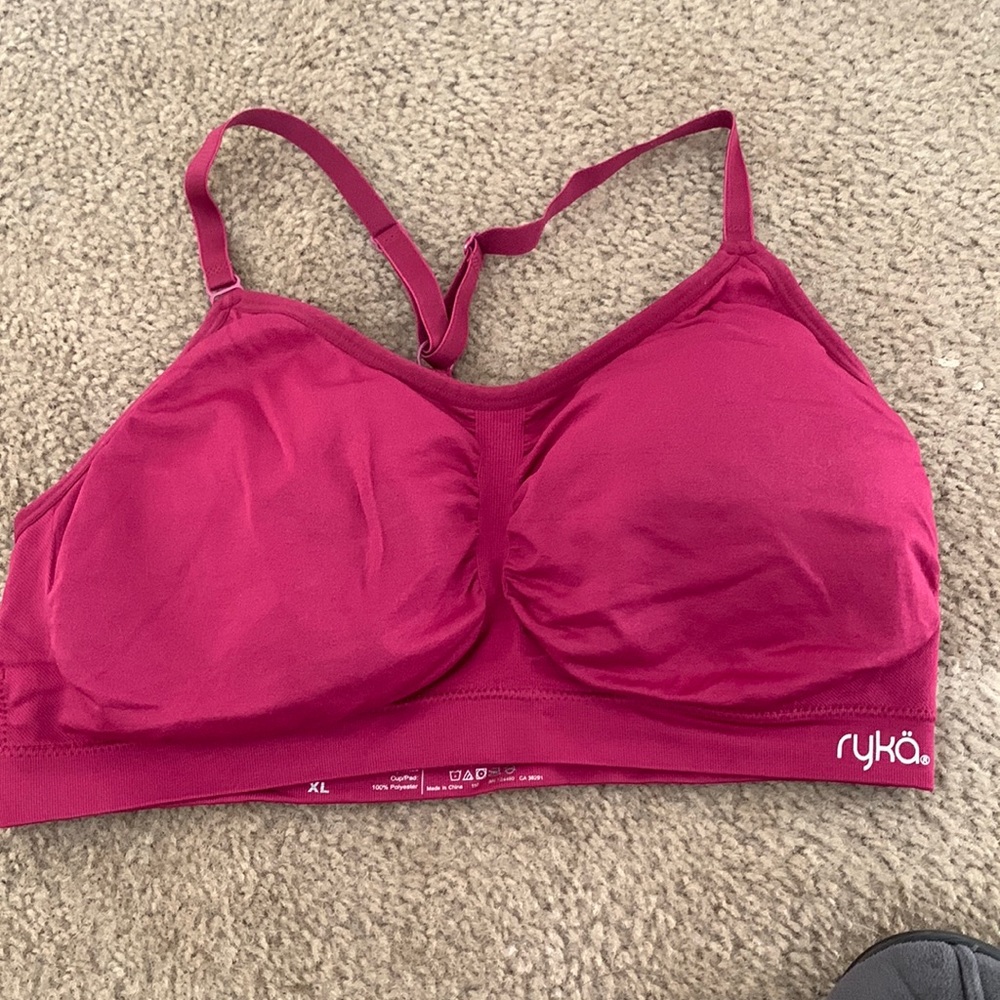 Size Xl sports bra